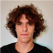 Neolaureato in economia offre lezioni o aiuto compiti in tutte le materie a La Spezia in presenza o anche online.